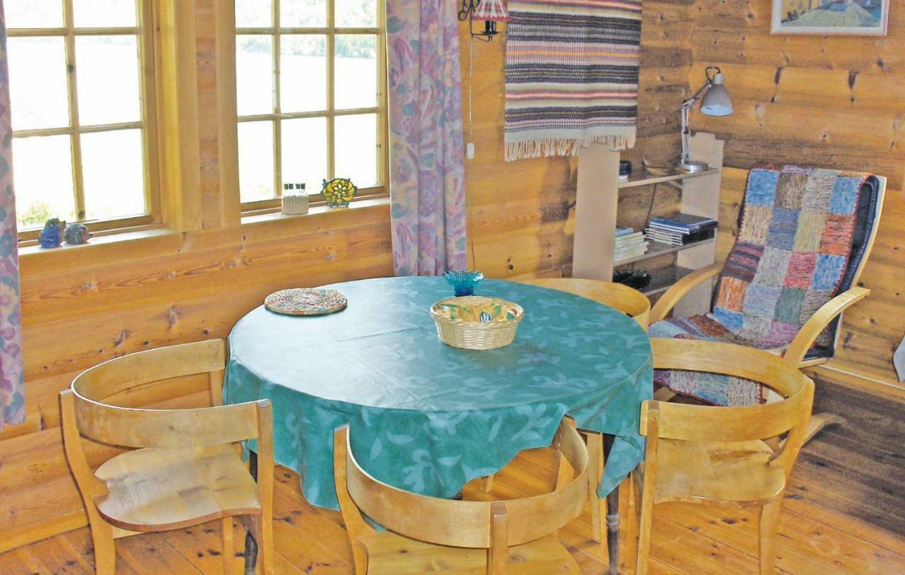 Cozy Home In Fjaerland With House A Mountain View Extérieur photo